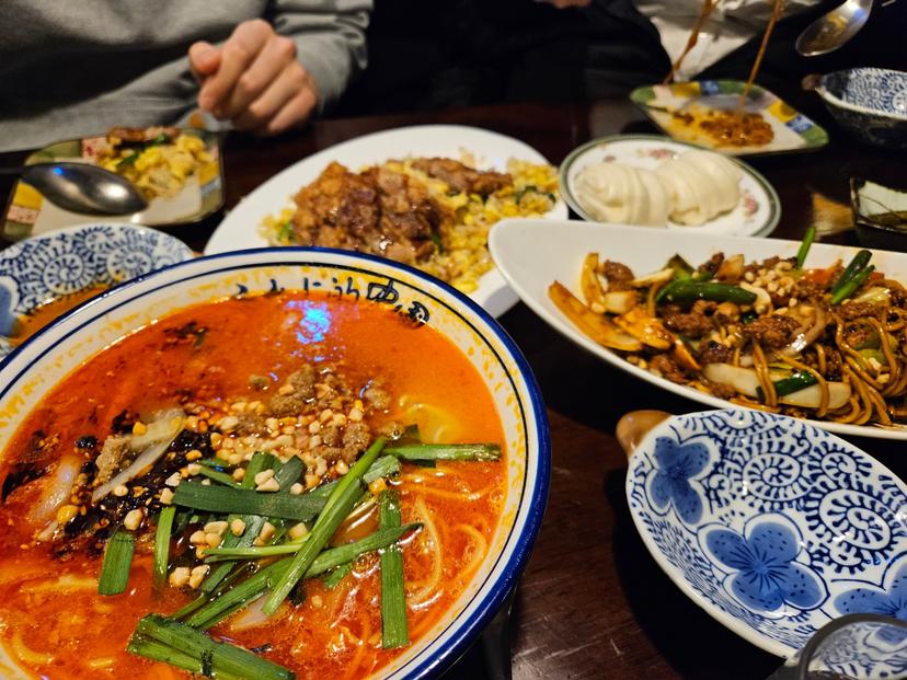 feed image