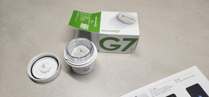 feed image