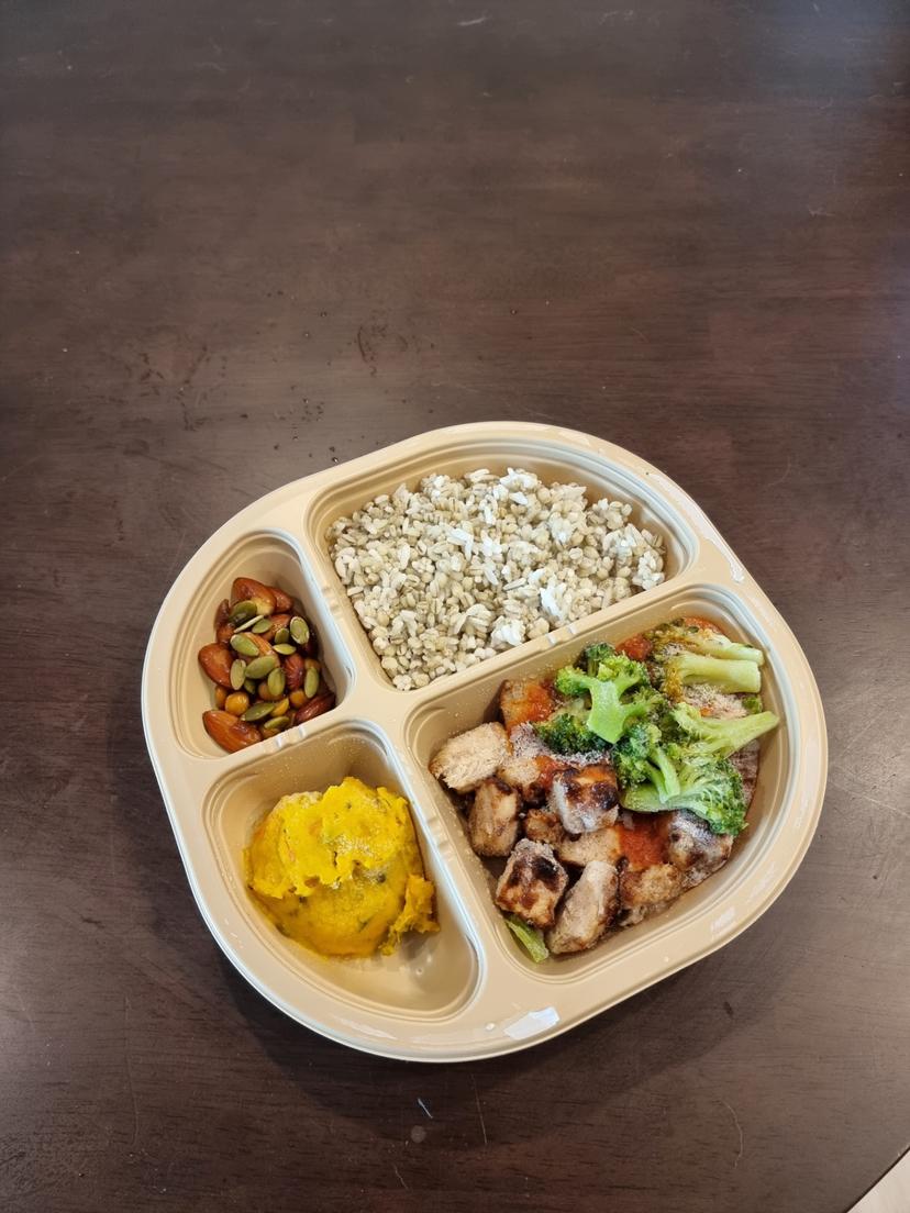 feed image