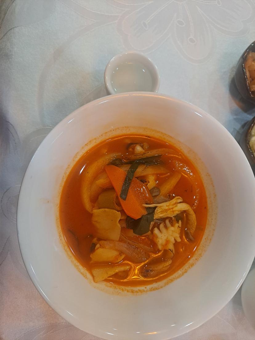 feed image