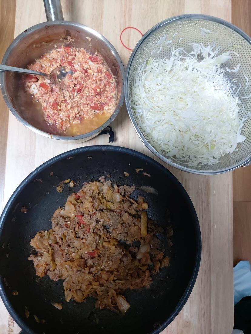 feed image