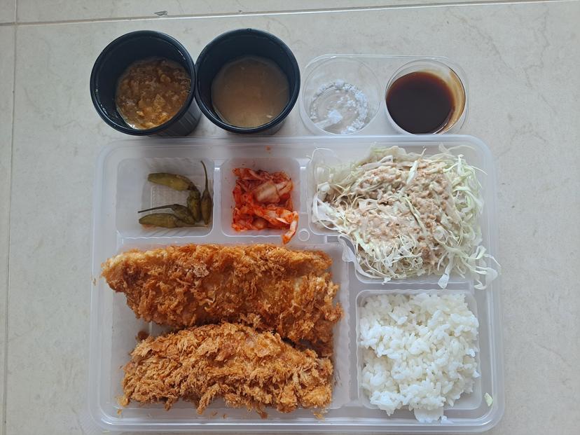 feed image