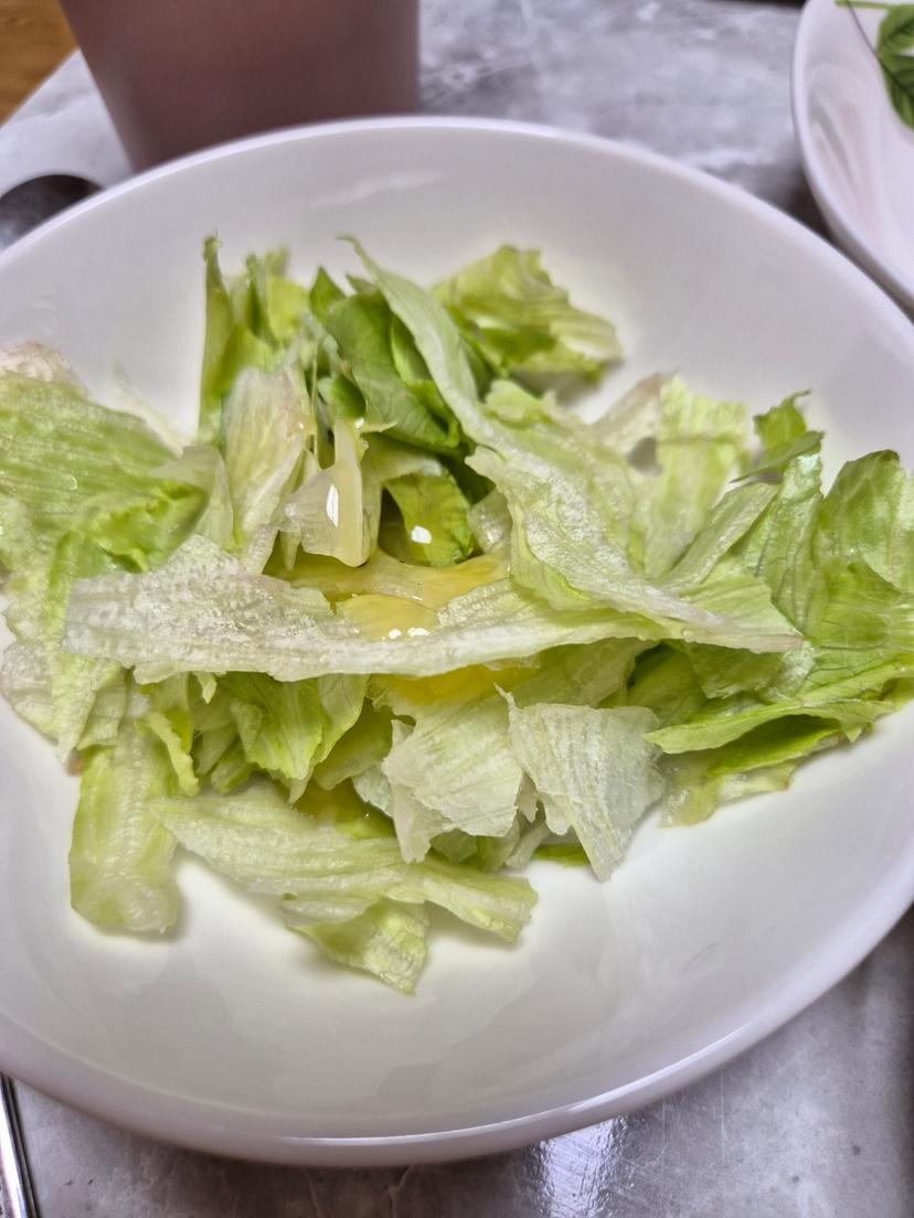 feed image