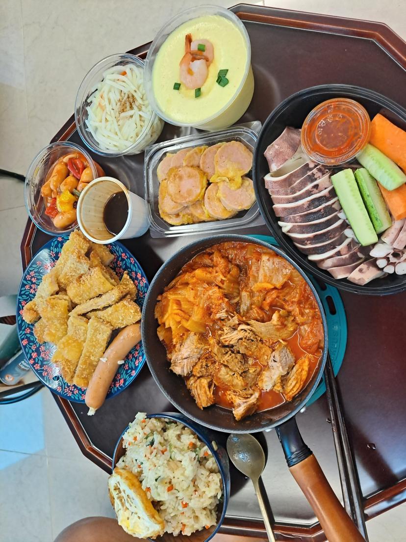 feed image