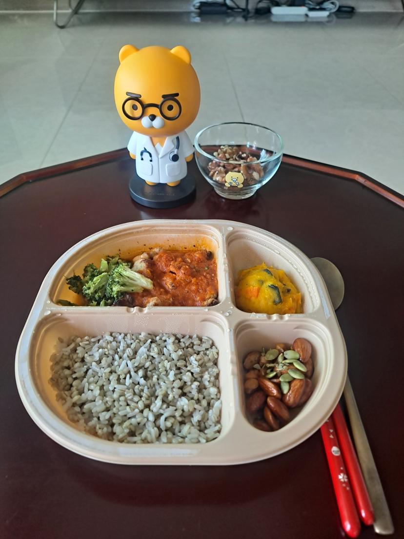 feed image