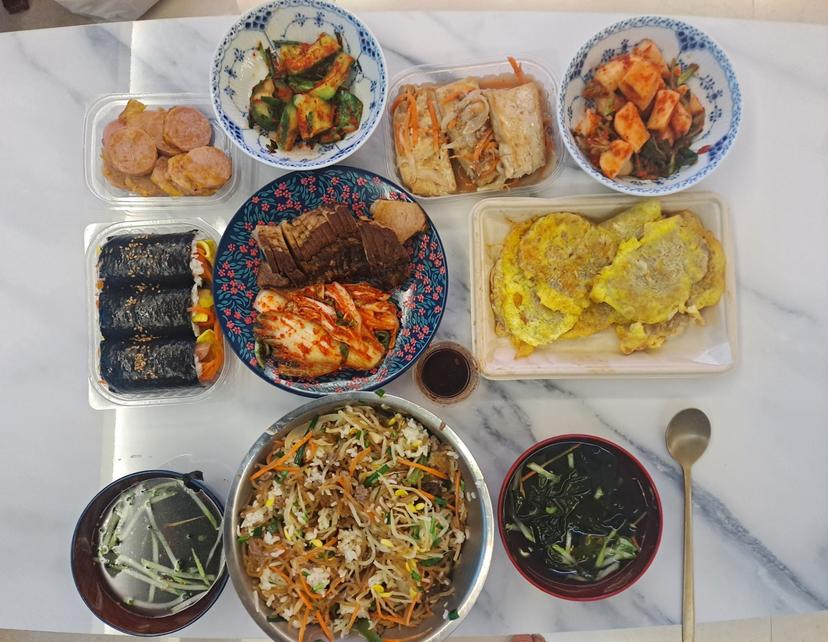 feed image