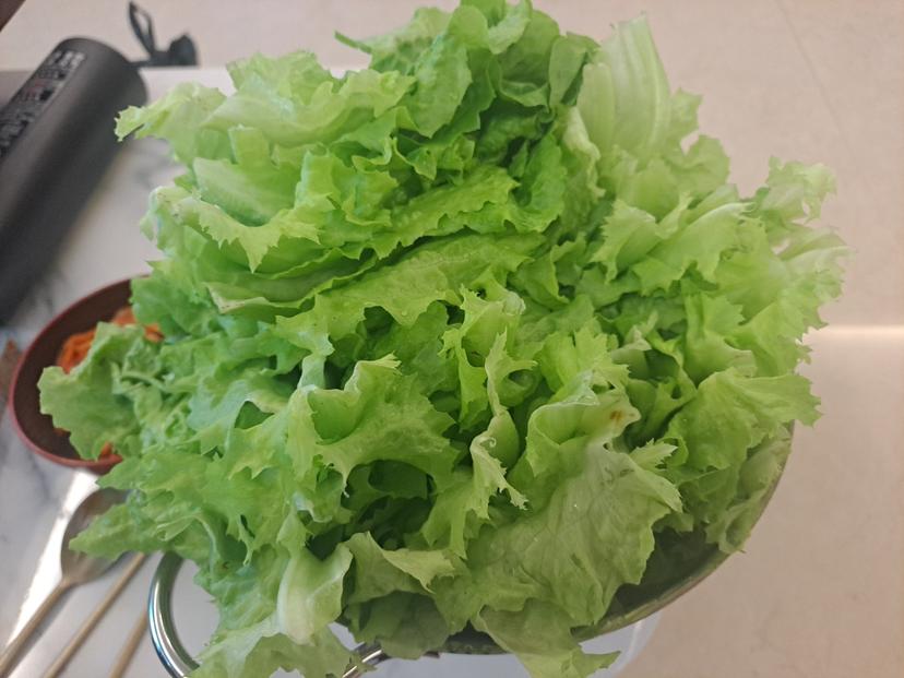 feed image