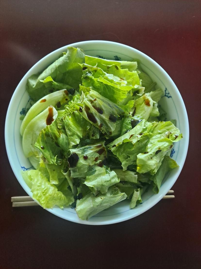 feed image