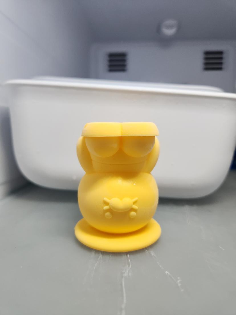 feed image