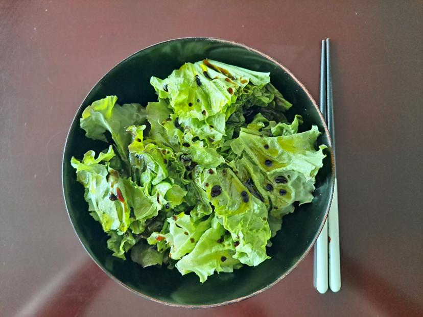 feed image