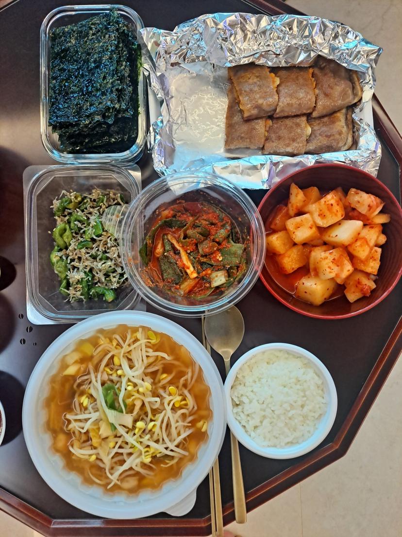 feed image