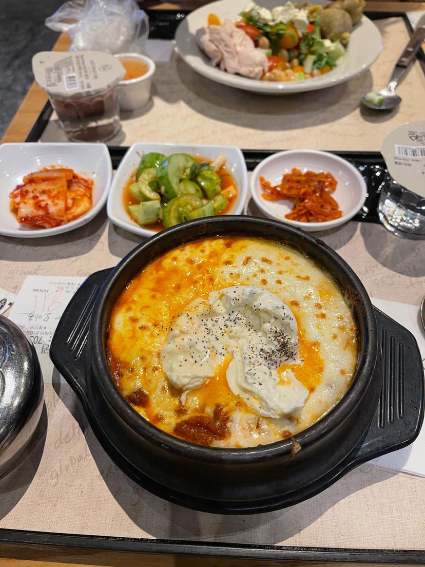 feed image