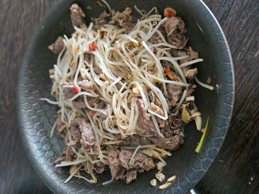 feed image