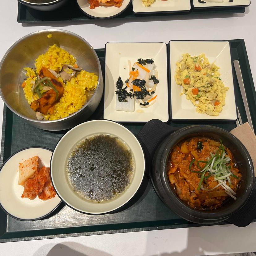 feed image