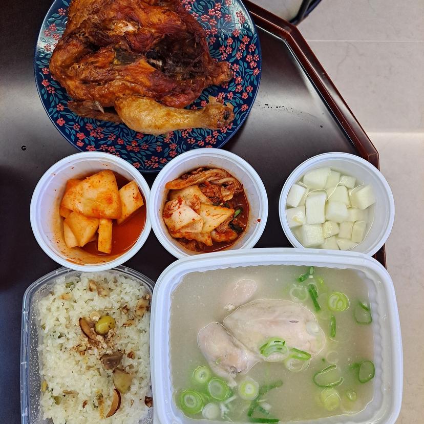 feed image