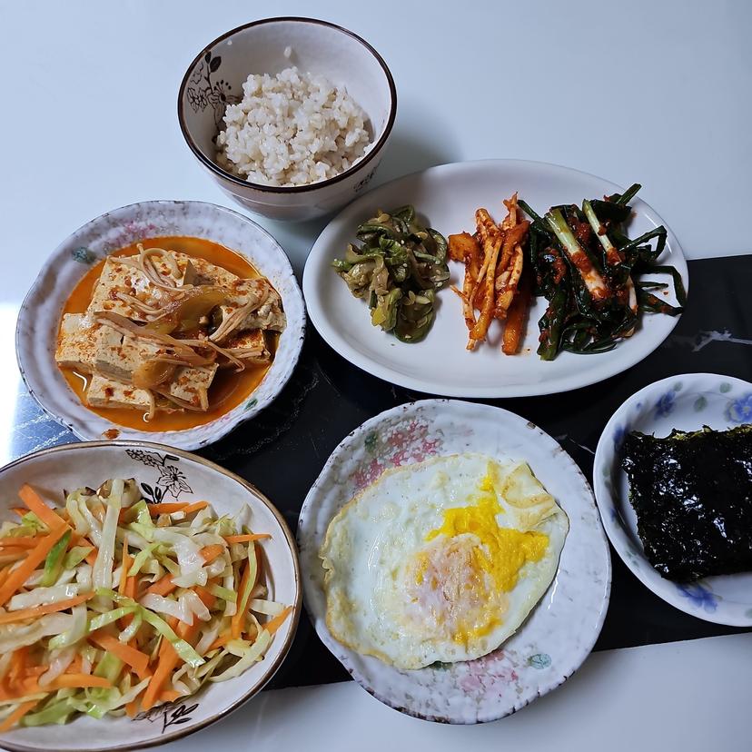 feed image