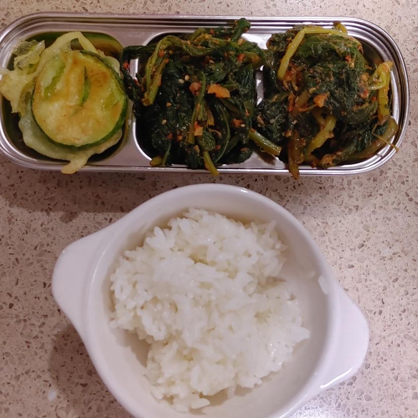 feed image