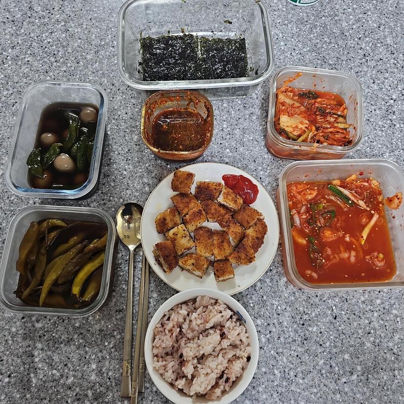 feed image