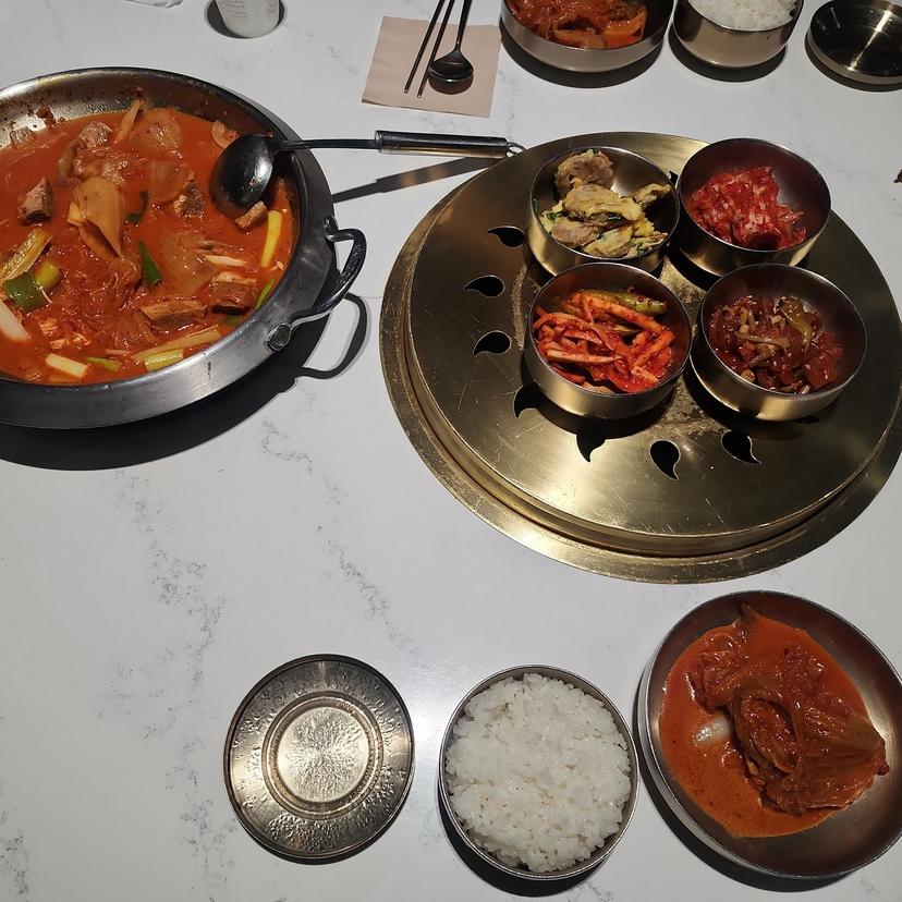feed image