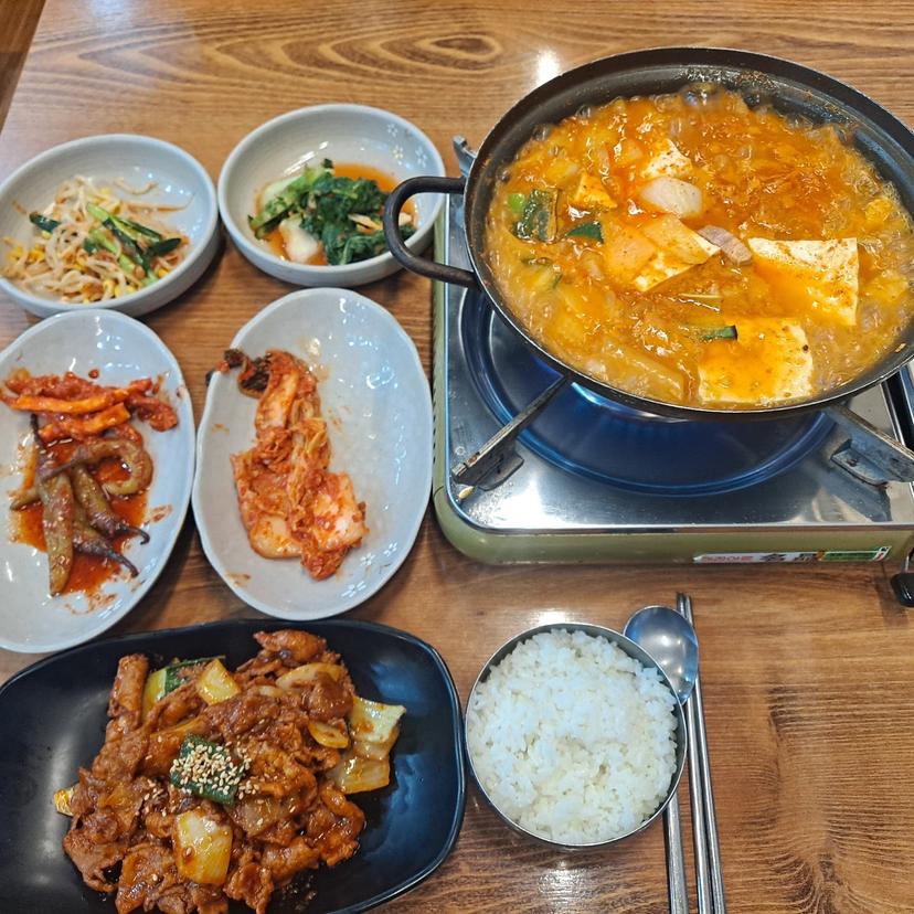 feed image