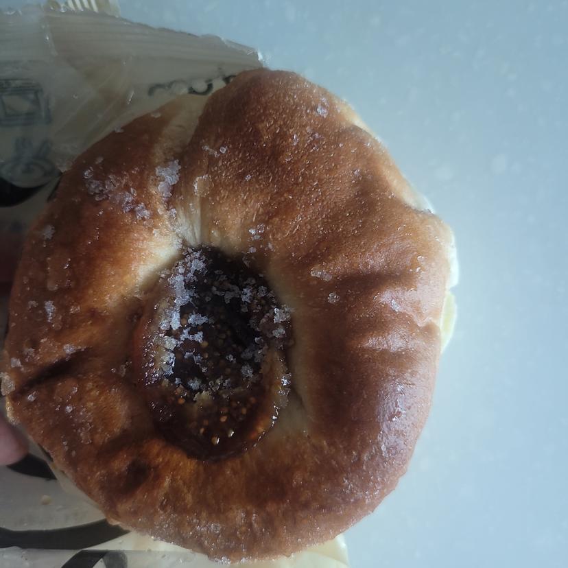 feed image