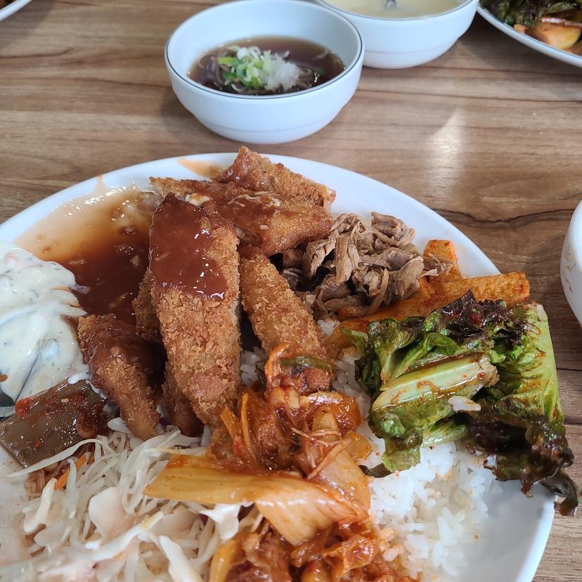 feed image