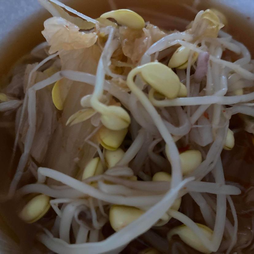 feed image