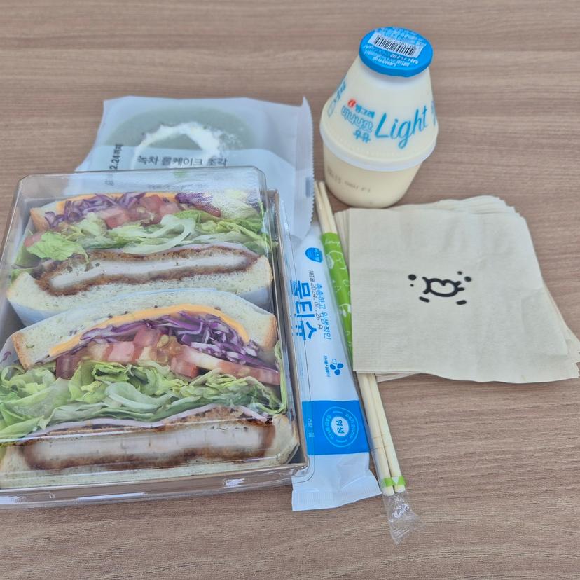 feed image