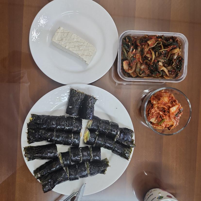feed image