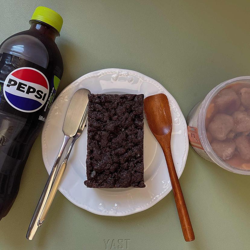 feed image