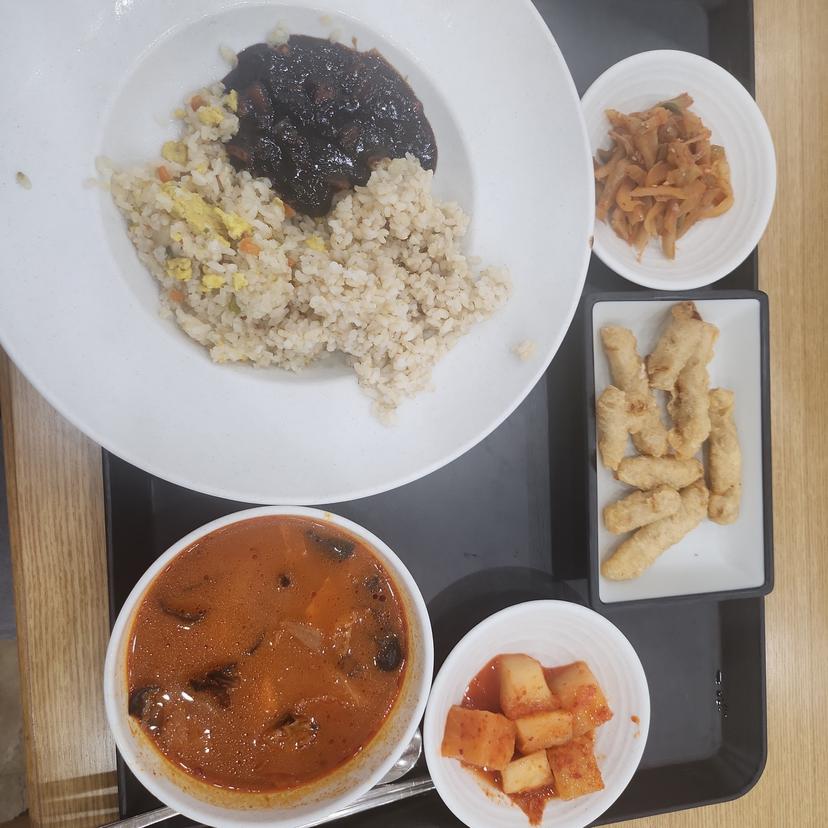 feed image