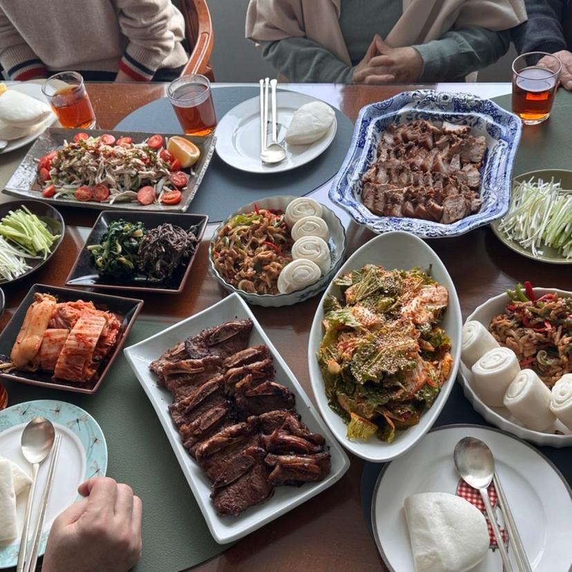 feed image