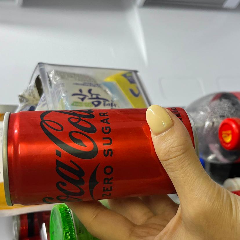 feed image