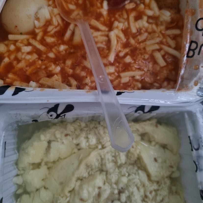 feed image